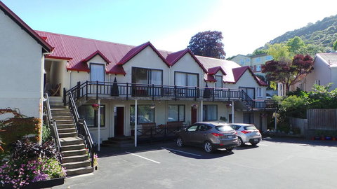 Owens Motel - Accommodation New Zealand 0