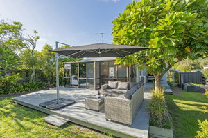 Patton's Place - Pauanui Holiday Home