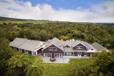 Patuha Lodge - Accommodation New Zealand 0