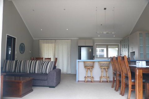 Pauanui Beach Retreat - Accommodation New Zealand 2