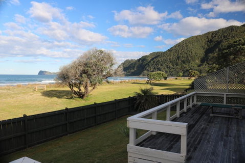 Pauanui Beach Retreat - Accommodation New Zealand 1