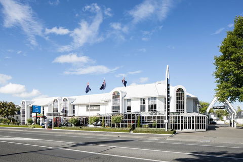 Pavilions Hotel - Accommodation New Zealand 1