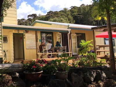 Pickled Parrot - Boutique Hostel