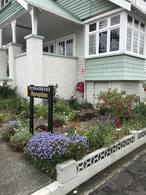 Picton House B&B And Motel - Accommodation New Zealand 0
