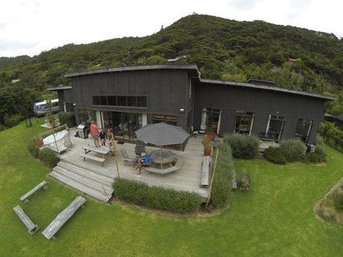 Piha Beachstay Accommodation - Accommodation New Zealand 2