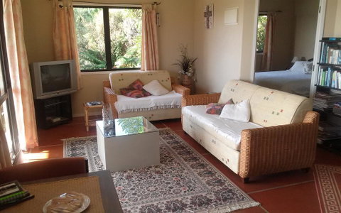 Pipiroa Bay Homestay - Accommodation New Zealand 3