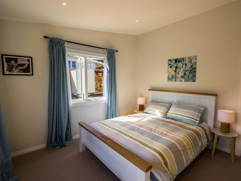 Pohara Beach House - Pohara Holiday Home - Accommodation New Zealand 1