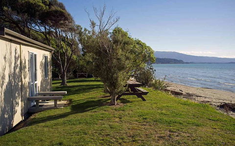 Pohara Beach TOP 10 Holiday Park - Accommodation New Zealand 0