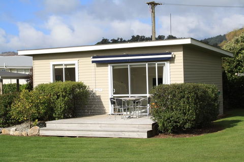 Pohara Beachfront Motel - Accommodation New Zealand 3