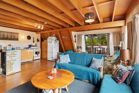 Pohara Retreat - Pohara Holiday Home - Accommodation New Zealand 3