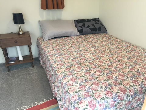 Private Cozy Cabin - Accommodation New Zealand 1