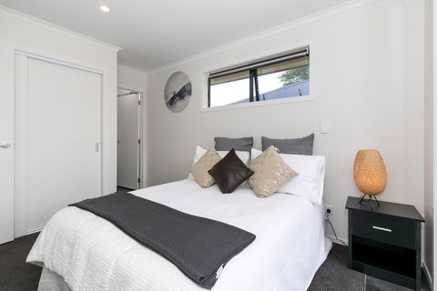 Private Room In A Brand New Apartment In City Cental - Accommodation New Zealand 0