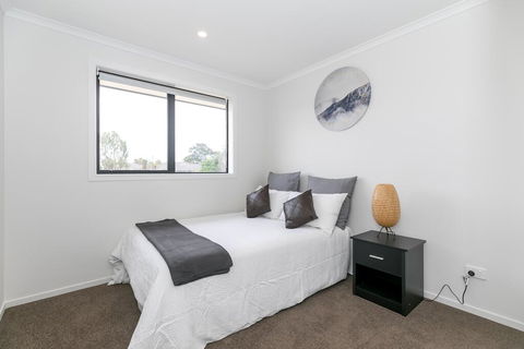 Private Room In A Brand New Apartment In City Cental - Accommodation New Zealand 1