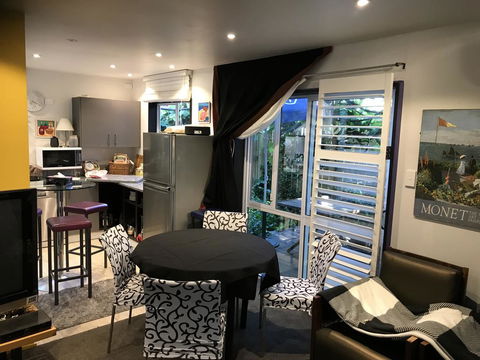 Pryor Haven Chalet Green Retreat In A Lovely Place - Accommodation New Zealand 1