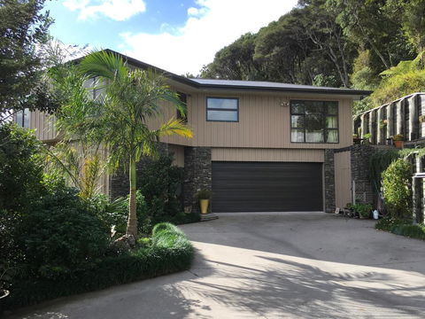 Puka Heights - Accommodation New Zealand 3