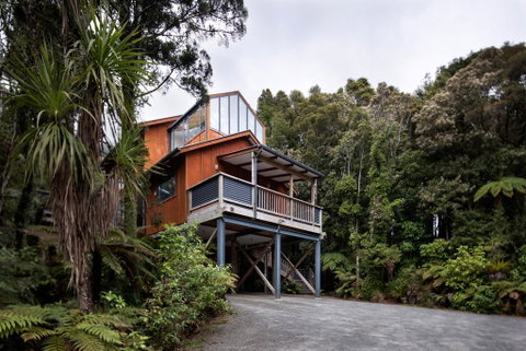 Punakaiki Treehouse - Accommodation New Zealand 1