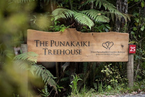 Punakaiki Treehouse - Accommodation New Zealand 0