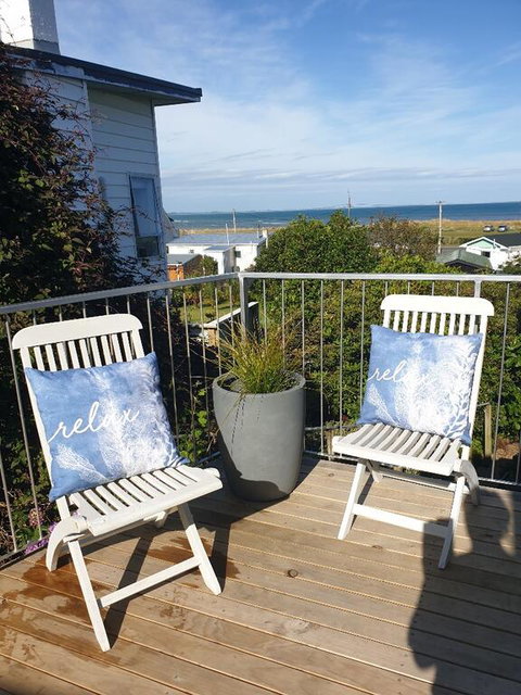 Pura Vida By The Sea - Accommodation New Zealand 3