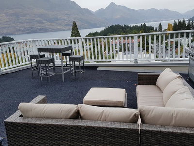 Queenstown Lakeview Lodge
