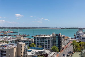 QV Huge Penthouse with Waterview  Parking - 919