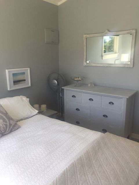 Rabbit Wardens Cottage - Accommodation New Zealand 2