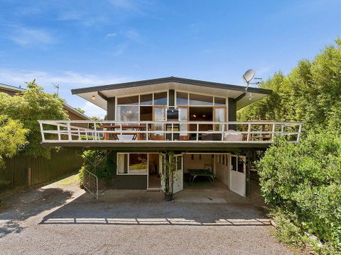 Rahui Basecamp - Lake Taupo Holiday Home - Accommodation New Zealand 0