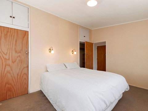 Rahui Basecamp - Lake Taupo Holiday Home - Accommodation New Zealand 1