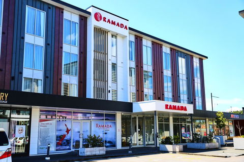 Ramada Suites By Wyndham Albany - Accommodation New Zealand 0