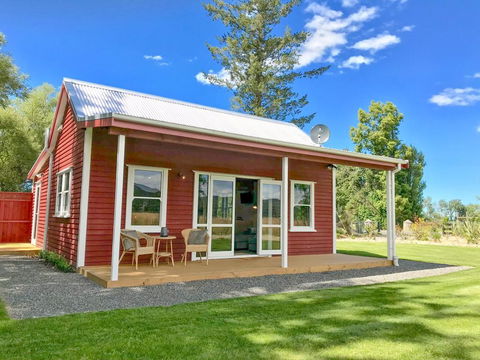Red Cottages Staveley - Accommodation New Zealand 0
