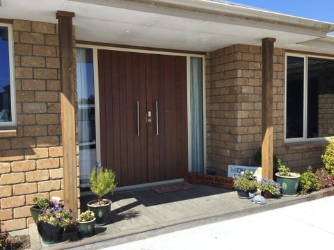 Redoubt Retreat - Accommodation New Zealand 3