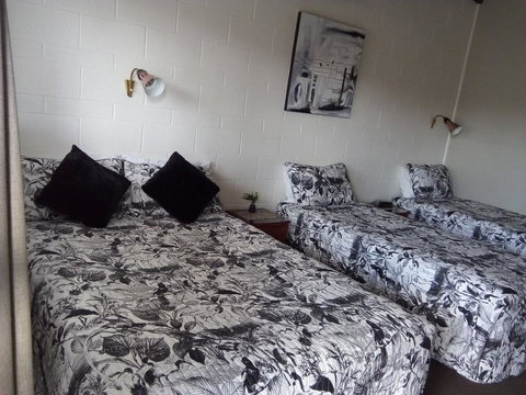 Redwood Lodge Motel - Accommodation New Zealand 0