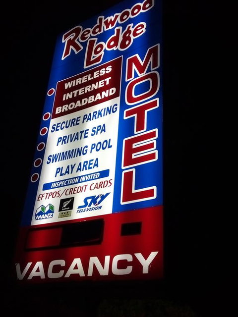 Redwood Lodge Motel - Accommodation New Zealand 3