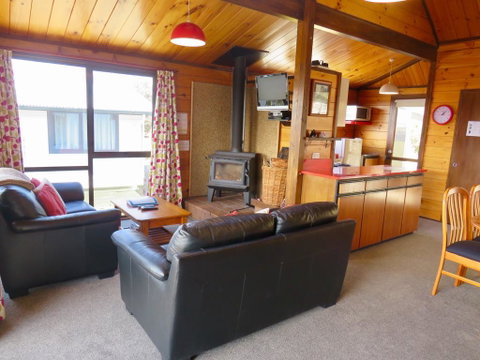 Retro Inn 2 - Accommodation New Zealand 3
