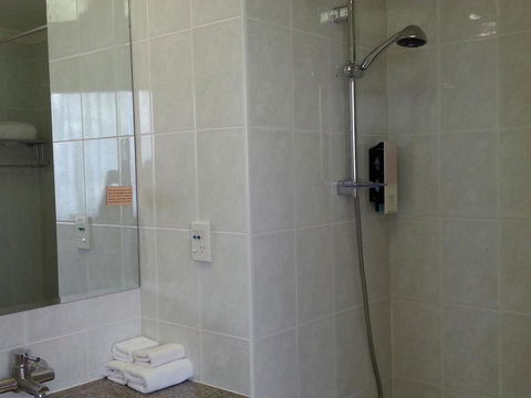Riddiford Hotel - Accommodation New Zealand 3