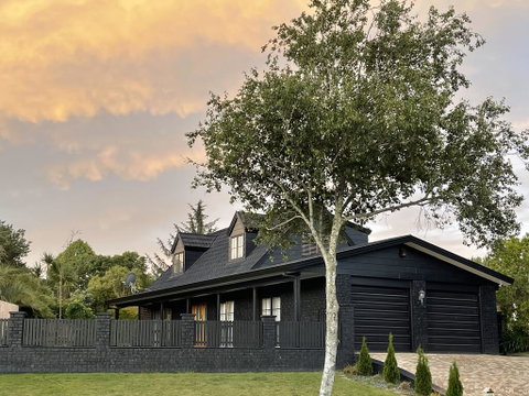 Riverside 3 Bedroom House - Accommodation New Zealand 0