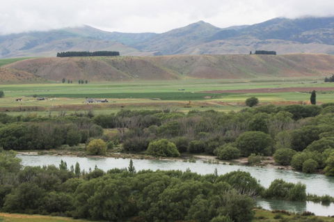 Riverview Cabin - Accommodation New Zealand 2