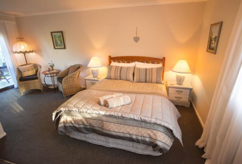 Rolling Hills Country Stay B&B - Accommodation New Zealand 1