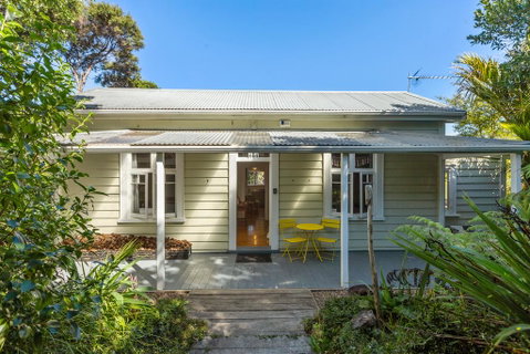 Rwenzori - Accommodation New Zealand 0