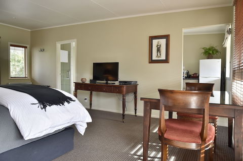 Bradleys Garden Bed & Breakfast - Accommodation New Zealand 1