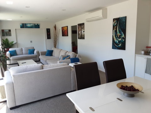 Amori Lodge Bed And Breakfast - Accommodation New Zealand 3