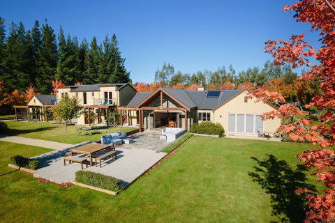 Maple Lodge - Accommodation New Zealand 0