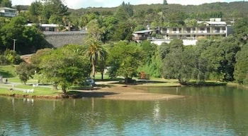 Falls Motel  Waterfront Campground