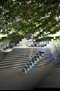 Quest Parnell