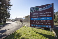 Opal Hot Springs  Holiday Park