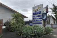 At The Rocks Motor Lodge