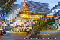 Best Western Newmarket Inn  Suites