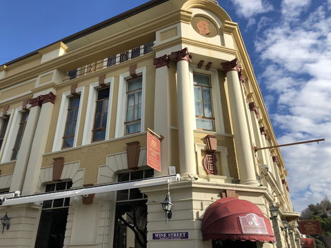 The County Hotel - Accommodation New Zealand 0