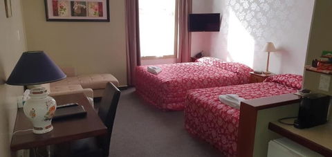 Victoria Railway Hotel - Accommodation New Zealand 6