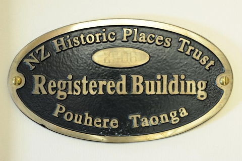 Victoria Railway Hotel - Accommodation New Zealand 2