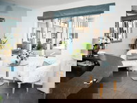 Radfords on the Lake